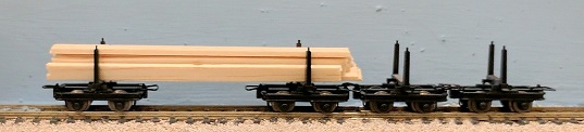 4 Log Cars plastic box