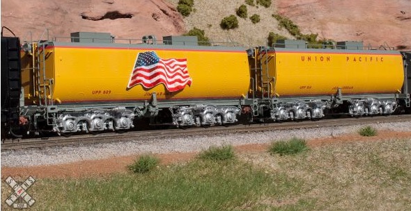HO Rivet Counter Union Pacific Steam
Excursion Post-2006 Water Tender Set