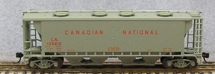 CN Slab Side Covered Hopper - Eight Round