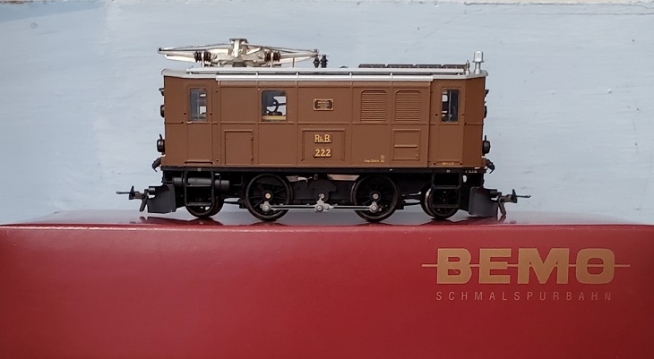 H0e Stangenlok Ge 2/4 No. 222 Der Rhb in Brown livery