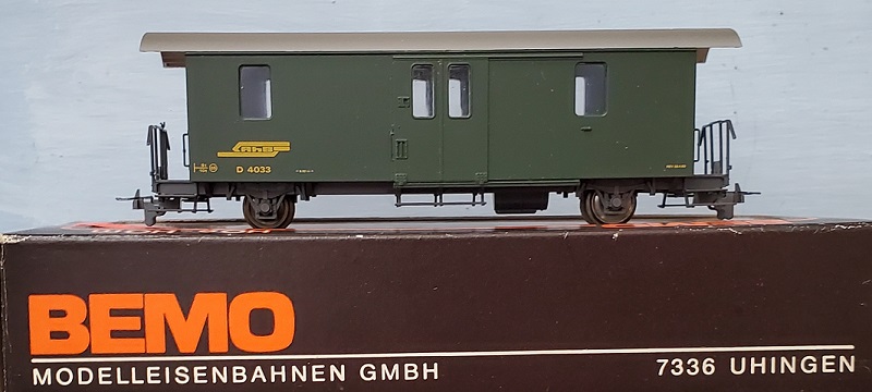 H0e Baggage Car RHB