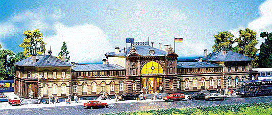  HO Bonn Passenger Station Kit 