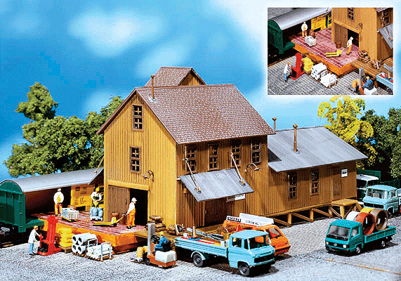 Working Goods Shed w/Accessories