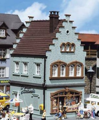 Fontanella ice-cream parlour