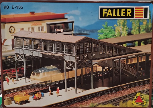 HO Station Platform Overbridge Kit