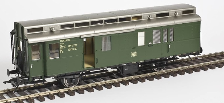 DB Mail and Baggage Van - Pwi31a
