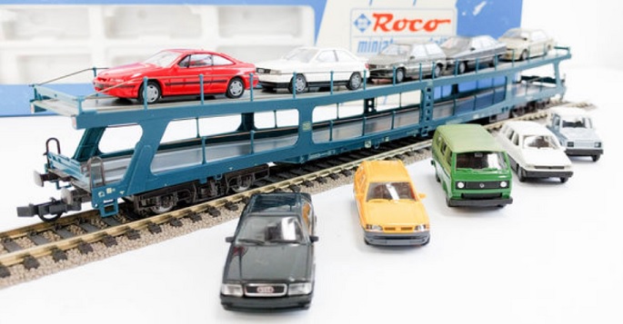 DB Auto Transporter with Ten Different Cars