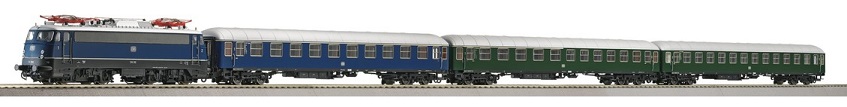 H0 Digital starter set with E 10.3 electric locomotive and DB express train