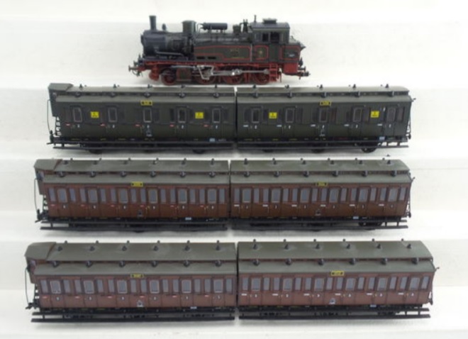 Set Stadtbahn Berlin with steam locomotive and 3 carriages with interior lighting of the KPEV